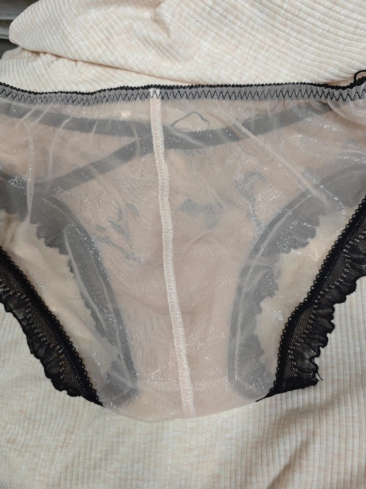 Men's Elegant Embroidery Lace  - Pouch Boxer Pouch recensione e prezzo